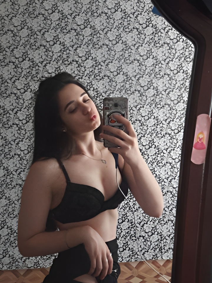 Натуся привлекательная девушка из Дербента цена от 2500 руб