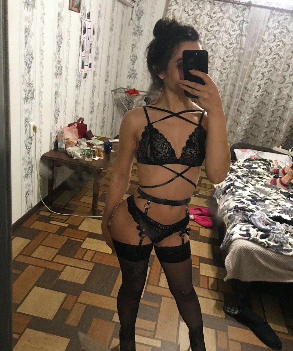 Анжелика привлекательная девушка из Дербента цена от 3500 руб